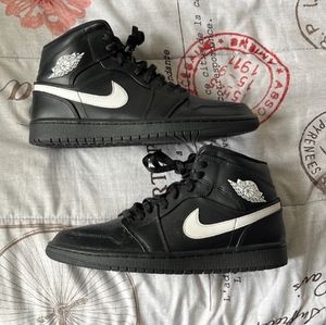 Air Jordan 1 Mid Black White ‘Speckle’ Men’s Shoes